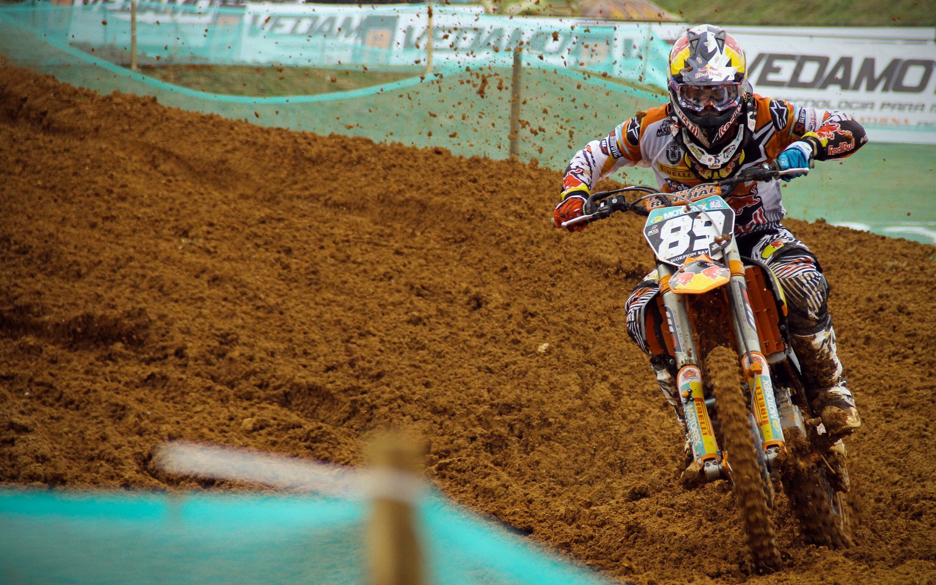 哈兰德焦点对战，凯恩与70激战篮网分钟，锐不可当胜负难料！引发球迷热议